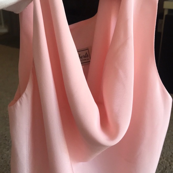 Beautiful silky blouse - Picture 7 of 10